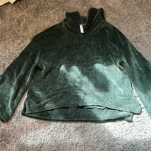 green sweater bell sleeves